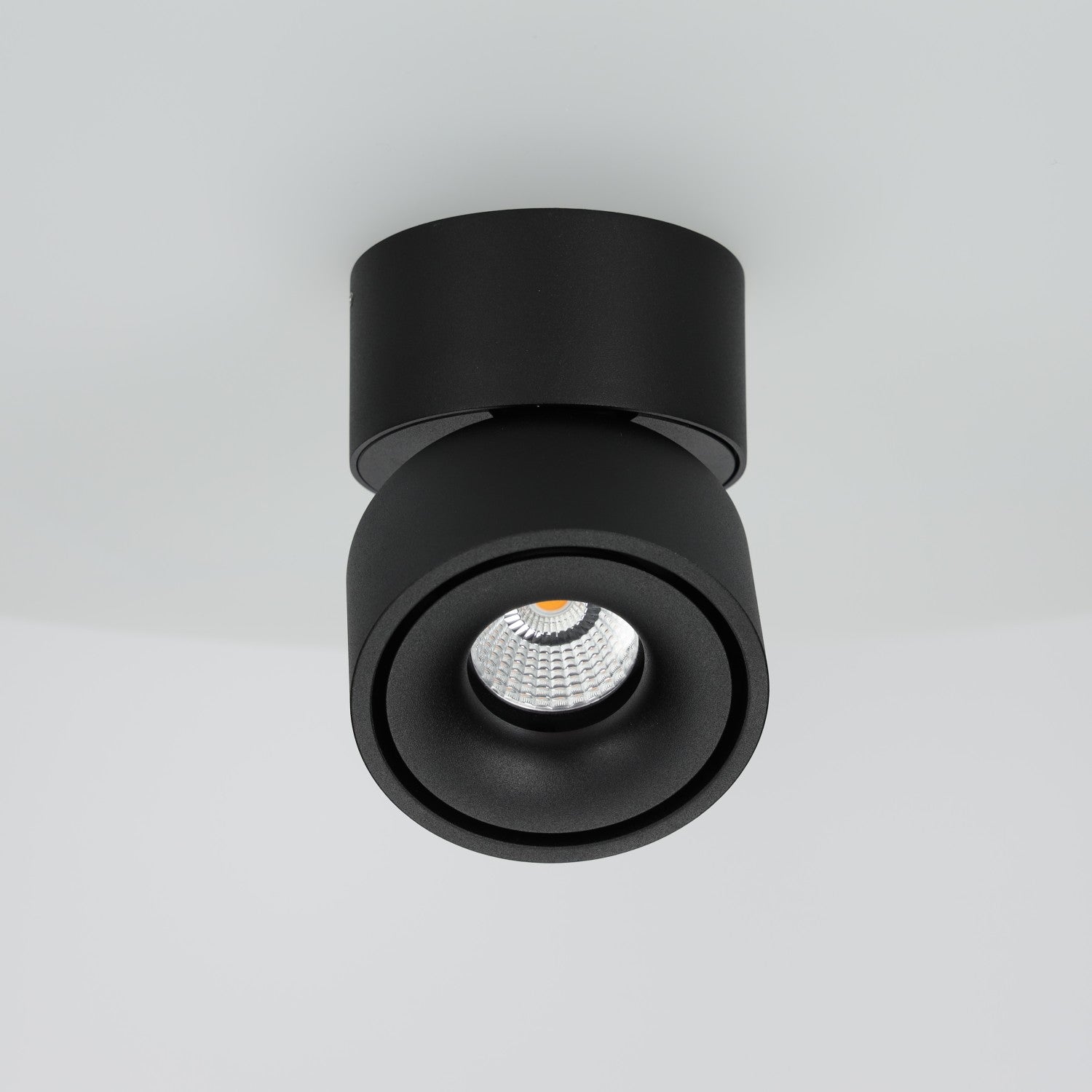 Czarna Oprawa Sufitowa LED 13,5W Ruchoma Barwa Ciepłobiała