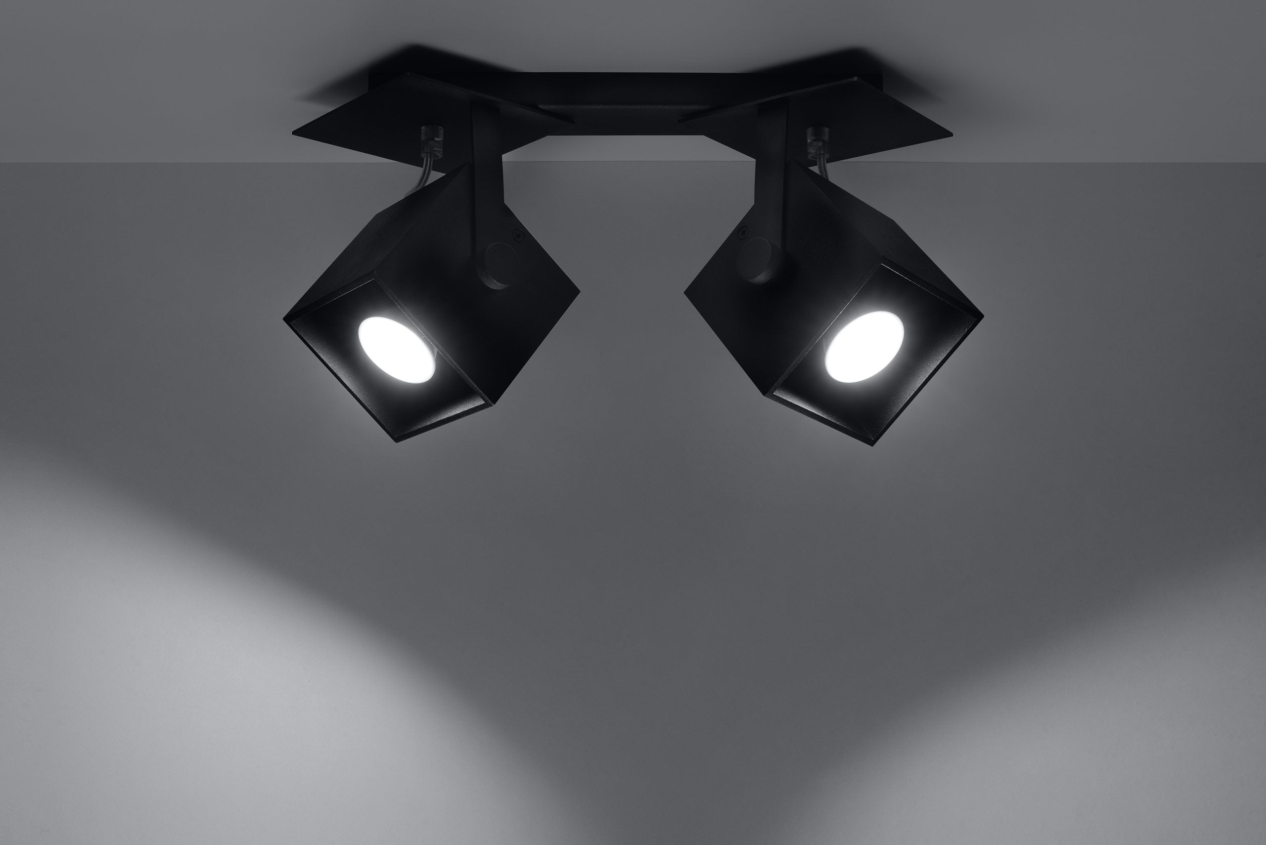 Plafon CEDRA 2 czarny nowoczesne oświetlenie